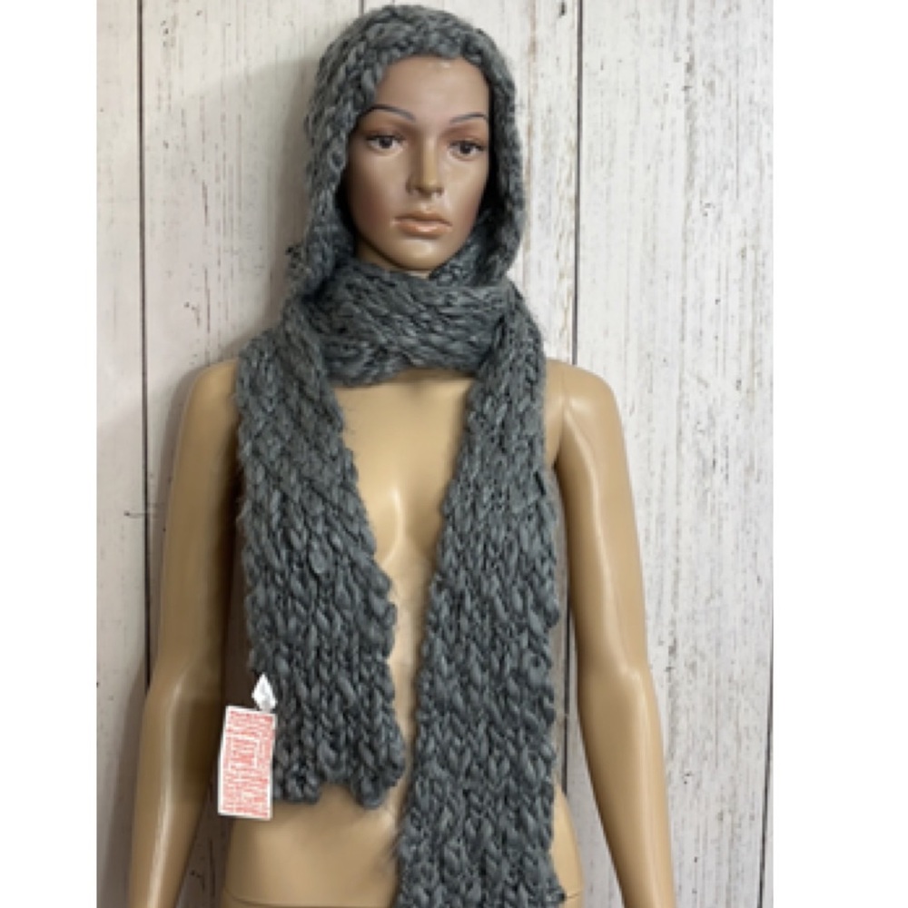 UO New with tags Taupe Head Scarf